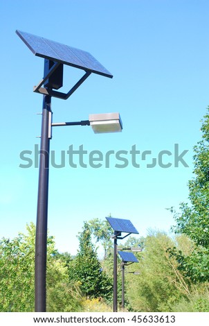 the 'parallel' solar-power lights
