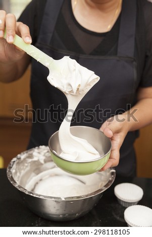 Mixed flour for making sponge cake