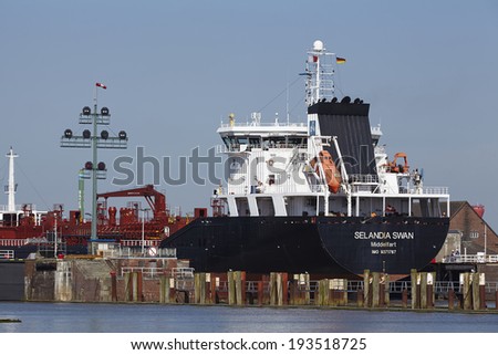 BRUNSBUETTEL, GERMANY - MAY, 17. The container vessel Selandia Swan at the arrival of the lockage Brunsbuettel on May 2014, 17.