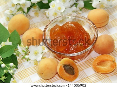 Fresh apricot with apricot jam