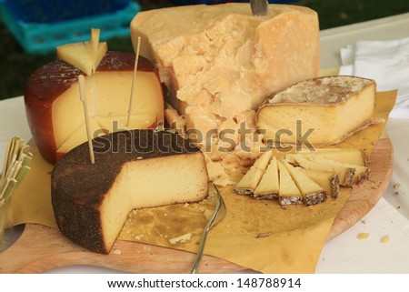 cheeses buffet wedding