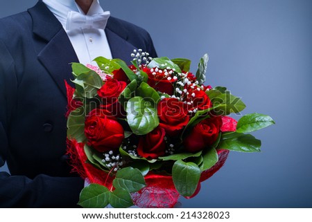 Man with bouquet of flowers