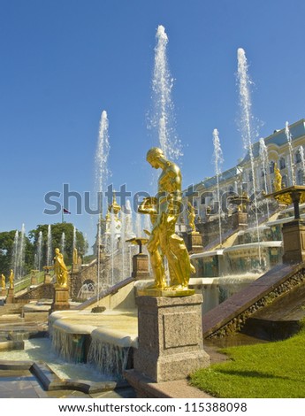 Peterhof, Russia: king\'s palace and fountain grand cascade, in surroundings of St. Petersburg.