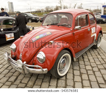 MOSCOW - APRIL 21: retro car volkswagen on rally of classical cars on Poklonnaya hill,  April 21, 2013, in town Moscow, Russia.