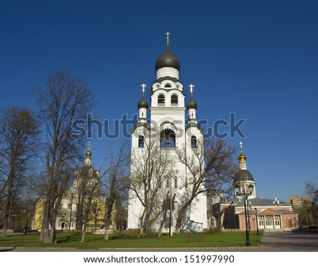 Orthodox cathedrals: Pokrovskiy (Protection of St. Mary), Uspenskiy (Assumption of St. Mary) and  Resurrection of Christ in architecture-historical ensemble \