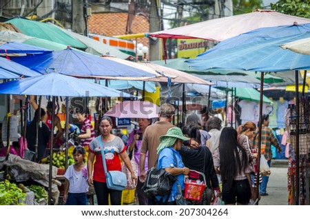 CHIANGMAI,THAILAND - 19 JULY,2014 :Warorot Market, locally called Kad Luang, is one of Chiang Mai\'s largest markets and a place to see the real Chiang Mai.