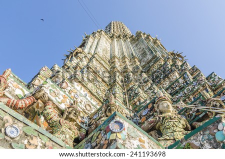 Wat Arun is among , temple of dawn is the best known of Thailand\'s landmarks
