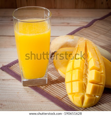 mango juice with mango