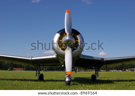 plane from the front