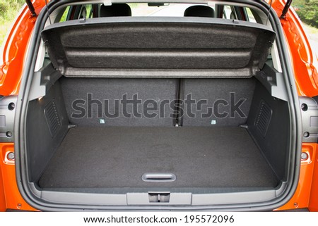 Small Size SUV Car Trunk