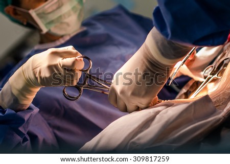 Classic cesarean section in the operating theater, labor room