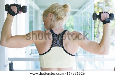 blonde lady doing fitness