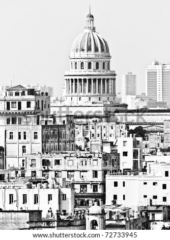 Detailed black and white image of Old Havana with the Capitol building
