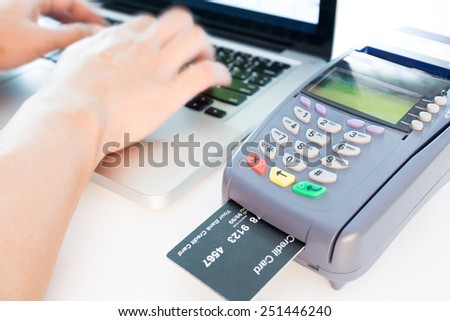 Credit Card Machine In The Store