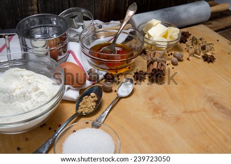Gingerbread ingredients: butter, flour, honey, sugar, egg, ginger, baking soda, cinnamon, star anise, nutmeg, pepper
