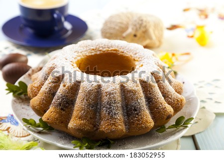 Easter marble ring cake with a cap of coffee
