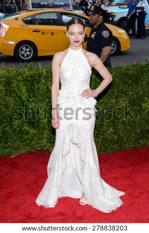 New York, NY  Monday May 04, 2015: Amanda Seyfried attends \'China: Through The Looking Glass\' Costume Institute Gala, held at the Metropolitan Museum of Art in New York City, New York.