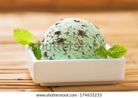 Mint ice cream with chocolate chips