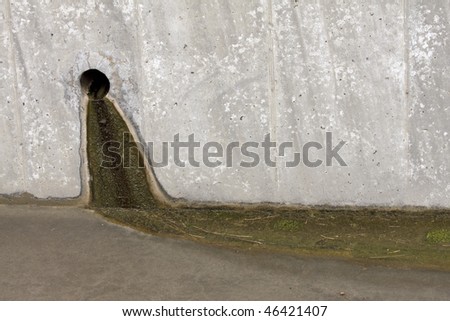 Concrete water drain