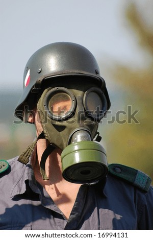 gas masks ww2. gas mask . WW2 reenacting