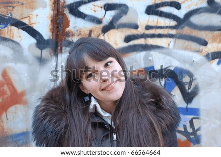Teen girl & graffiti