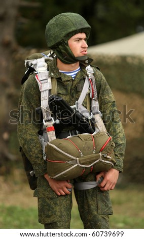 KOSTROMA REGION - AUGUST 26: Paratrooper-saboteur on the Command post exercises with 98-th Guards Airborne Division, August 26, 2010 in Kostroma region, Russia.