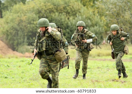 KOSTROMA REGION - AUGUST 26: Paratroopers-saboteurs on the Command post exercises with 98th Guards Airborne Division, August 26, 2010 in Kostroma region, Russia.