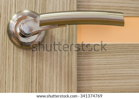 Gold-plated door handle