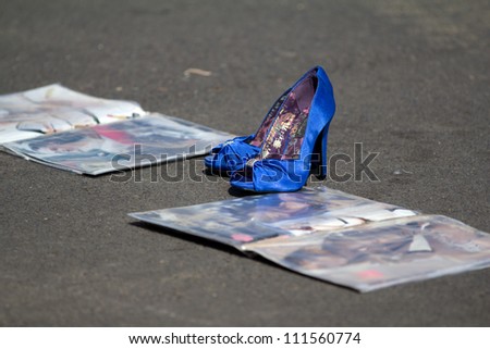 AURILLAC, FRANCE - AUGUST 22 : Blue shoes in the street, Aurillac International Street Theater Festival, show by Company Ballets Temps Dance Jr , on august 22, 2012, in Aurillac,France.