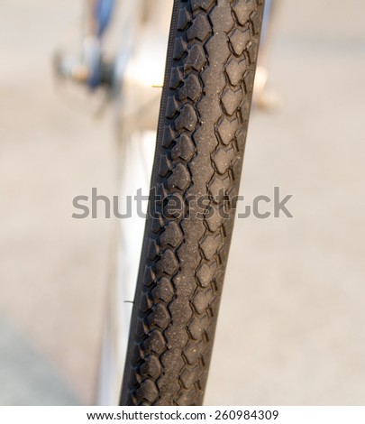 Bicycle tire pattern