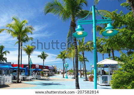 Times Square FORT MYERS BEACH, FL, USA - July 23, 2014: Times Square in Fort Myers Beach, considered the heart of Estero Island\'s downtown with shops, restaurants and the Fort Myers Beach Pier.