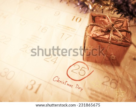 Christmas Day highlighting on calendar