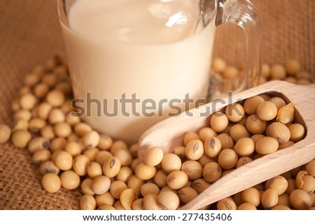 soy milk and soy beans
