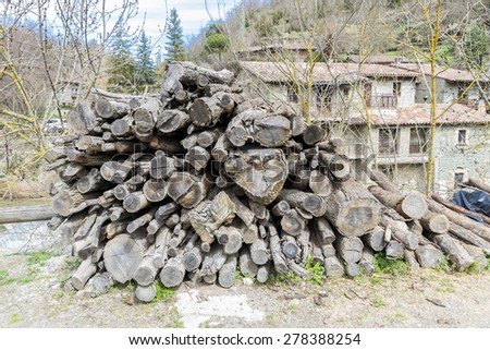 log pile for use in winter