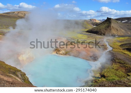 Iceland, hot springs in the mountains