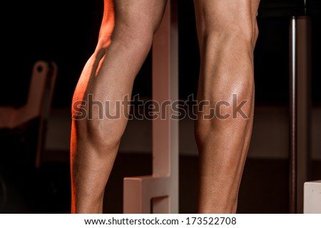 Sporty Legs Calf - Bodybuilders Legs Shot In A Gym In Workout