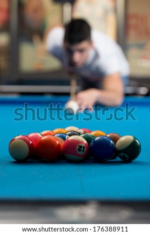 The Billiard Player - Lining To Hit Ball On Pool Table
