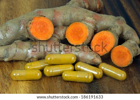 Turmeric herbal capsules, oral medicine,the alternative medication.