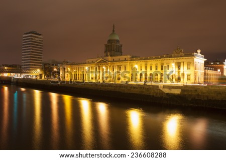 Dublin Custom house at the Liffey river at night in Dublin, Ireland