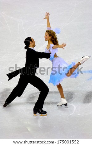 TURIN, ITALY-FEBRUARY 18, 2006: Tanith Belbin and Benjamin Agosto competing during the Couple Figure Ice Skating during the Winter Olympic Games of Turin 2006.