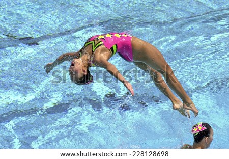 BARCELONA, SPAIN-SEPTEMBER 04,1999: Japan swimming synchronized team in action during the World Swimming Championship, in Barcelona.