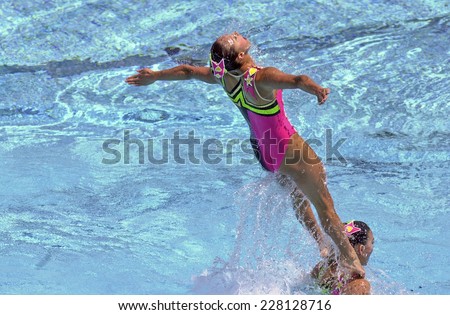 BARCELONA, SPAIN-SEPTEMBER 04,1999: Japan swimming synchronized team in action during the World Swimming Championship, in Barcelona.