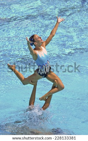 BARCELONA, SPAIN-SEPTEMBER 04,1999: Italy swimming synchronized team in action during the World Swimming Championship, in Barcelona.