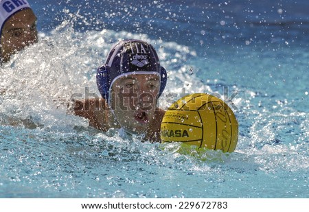 BARCELONA, SPAIN-SEPTEMBER 03, 1999: italian water polo player in action during the World Water Polo Championship, in Barcelona.