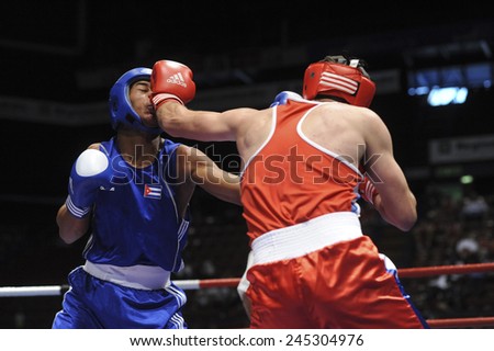 MILAN, ITALY-SEPTEMBER 07, 2009: non professional boxe match karelishvili vs larduet gomez of the boxe amateur world championship, in Milan.