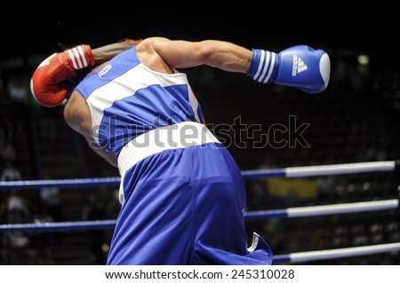 MILAN, ITALY-SEPTEMBER 05, 2009: non professional boxe match cortez vs vesialou of the boxe amateur world championship, in Milan