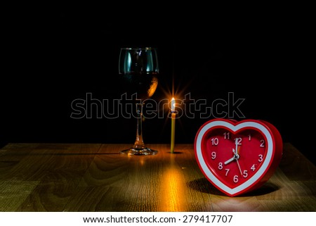 Heart Clock with the candle lighting,Drink Wine for dinner time