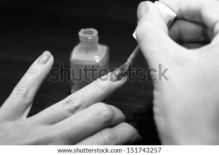 Finger nails painting, black & white