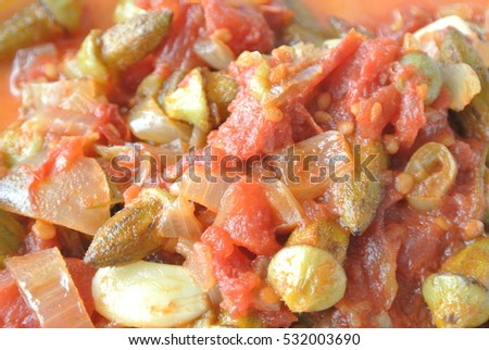 Okra in Tomato Sauce