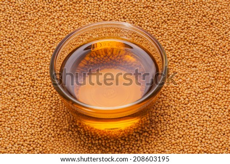 Yellow Mustard Seeds and oil